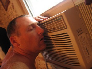 airconditioning_Laura Dennis 4 man